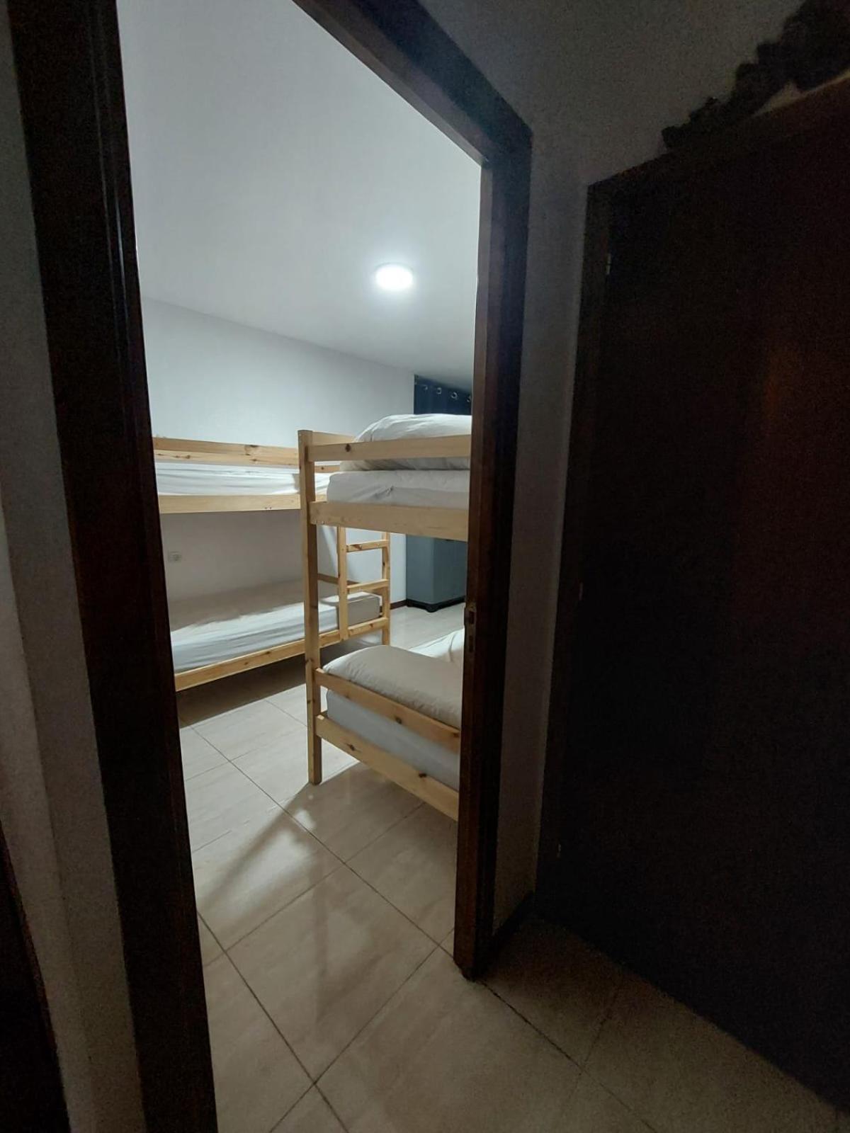 Albergue La Costana Ов'єдо Екстер'єр фото